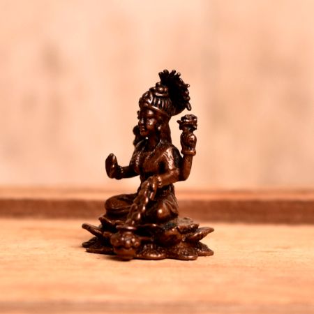 Handmade Goddess Dhana Lakshmi Copper Statue for Decoration